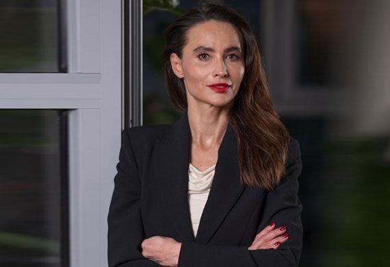 Aneta Michalewska: Expert Counsel For Employment, Governance & Operations