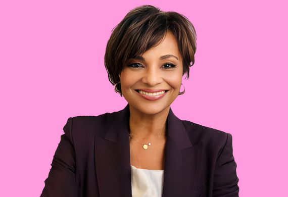 Women's Foundation of Minnesota Welcomes Roxane to Leadership Team