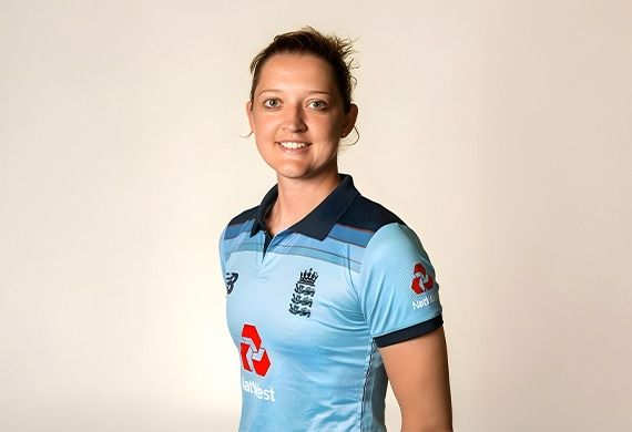 Sarah Taylor Becomes First Woman in England Men's Coaching Setup