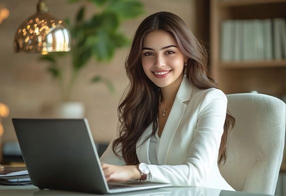 Top 8 AI Upskilling Programs for Global Women Professionals 
